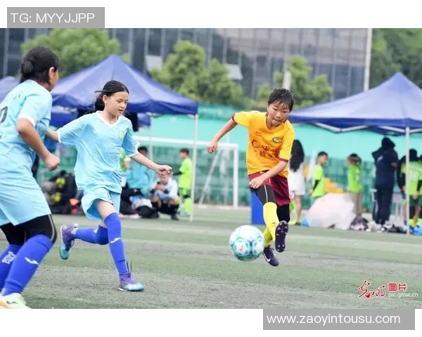 少年足球少年足球的梦想与坚持在绿茵场上绽放光彩的青春故事