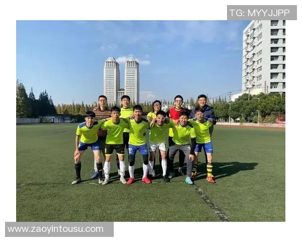 沈阳足球袜的魅力与品质探秘，助力球员在赛场上展现最佳状态